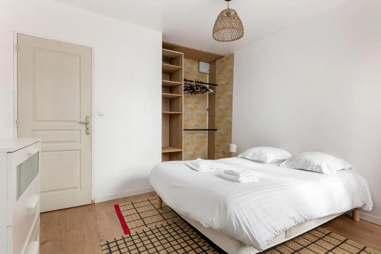 Pentadur, Duplex 3 Chambres Sdb Privatives, A 5 Min Du Tram, Hypercentre Brest Frankrike