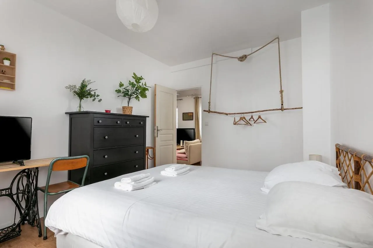 Appartamento Pentadur, Duplex 3 Chambres Sdb Privatives, A 5 Min Du Tram, Hypercentre Brest