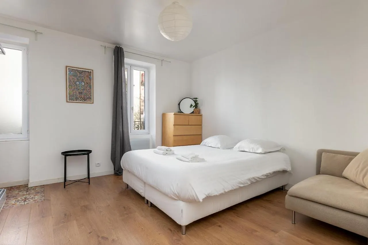 Apartment Pentadur, Duplex 3 Chambres Sdb Privatives, A 5 Min Du Tram, Hypercentre Brest